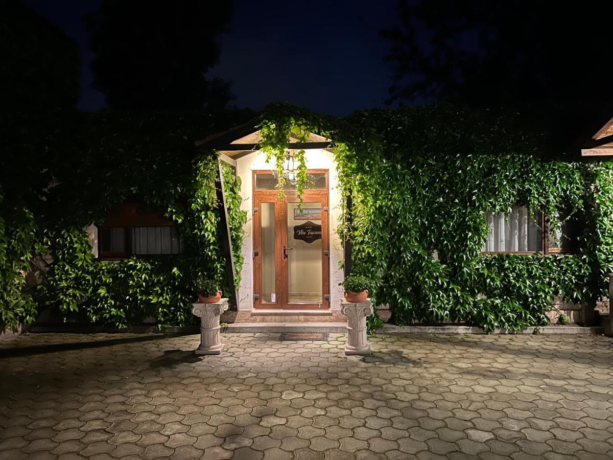 Vila Toscana ทิมิชัวรา ภายนอก รูปภาพ