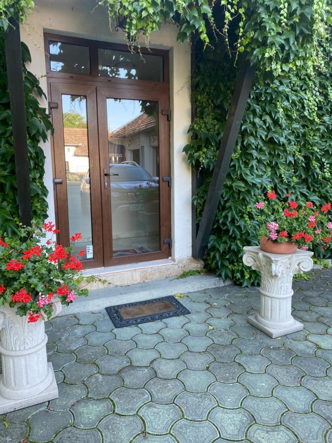 Vila Toscana ทิมิชัวรา ภายนอก รูปภาพ